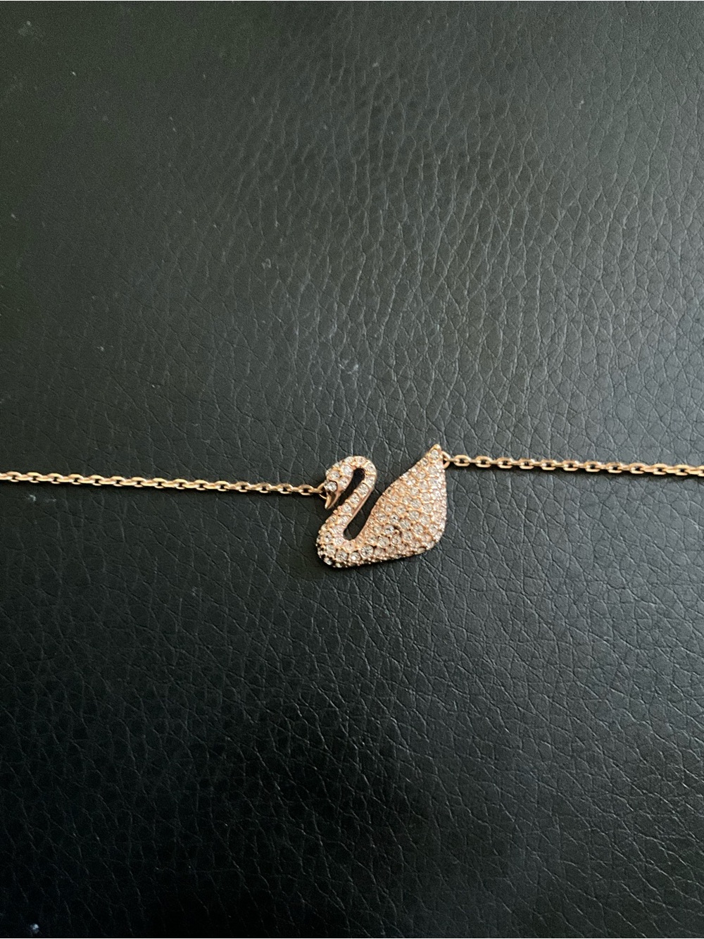 EUC Swarovski Rose Gold Swan Crystal Pendant Necklace - Picture 2 of 4